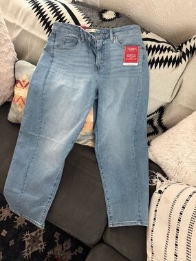 Levi's Light Blue barrel Women’s Jeans
